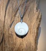 Swirl shell pendant S.S. necklace